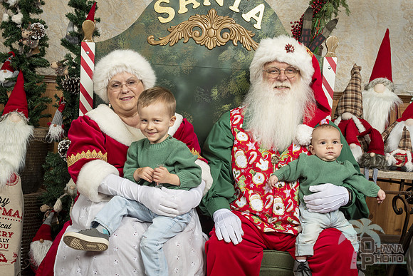 SantaPaws2019-0227
