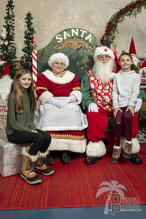 SantaPaws2019-0310