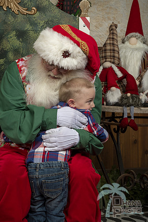 SantaPaws2019-0365