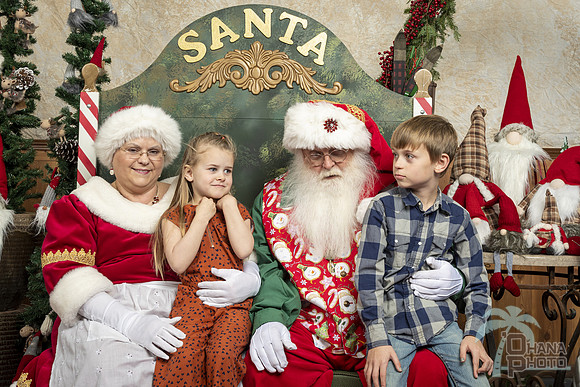 SantaPaws2019-0418