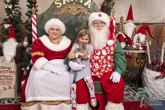 SantaPaws2019-0430