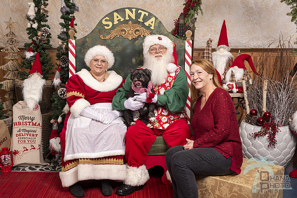SantaPaws2019-0529