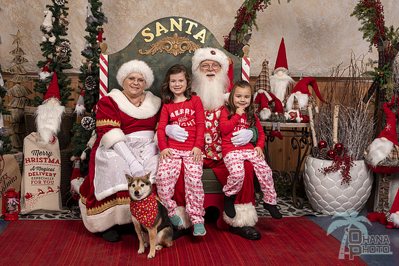 SantaPaws2019-0565