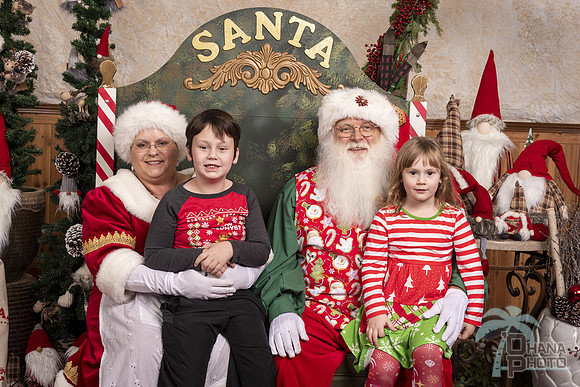 SantaPaws2019-0725