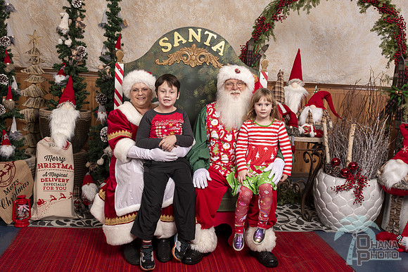 SantaPaws2019-0726