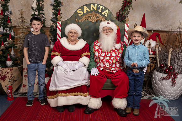 SantaPaws2019-0801