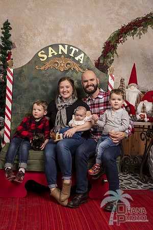 SantaPaws2019-0857