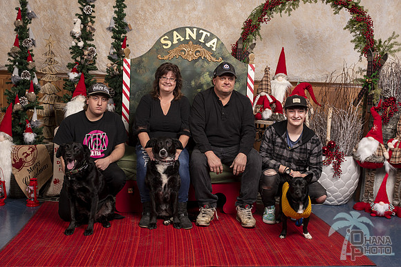 SantaPaws2019-0884