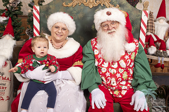 SantaPaws2019-0949